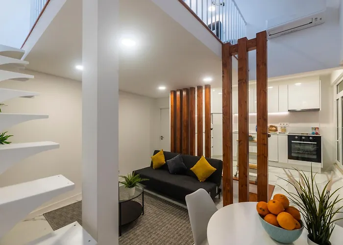 Дом отдыха Casa Da Porta Da - 1 Bedroom Castle Loft Албуфейра