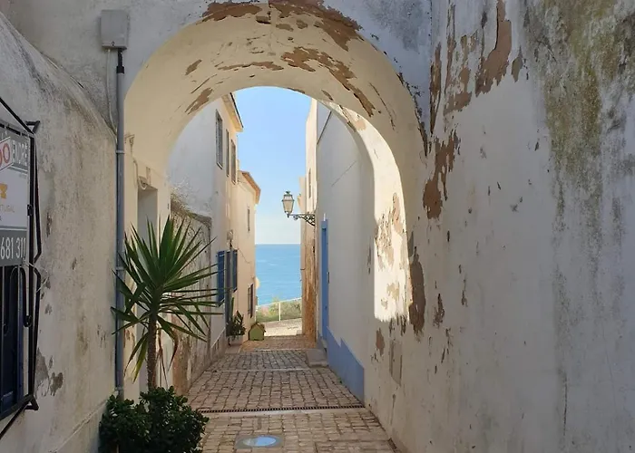 Casa Da Porta Da - 1 Bedroom Castle Loft Албуфейра